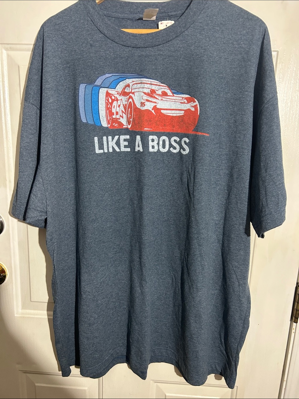 Men's Gray Graphic Tee with Red Car and 'Like A Boss' Slogan